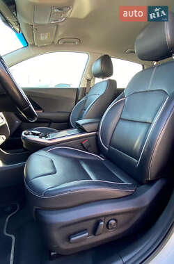 Внедорожник / Кроссовер Kia Niro 2019 в 
