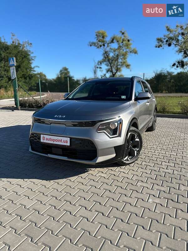 Внедорожник / Кроссовер Kia Niro 2024 в Белогородке