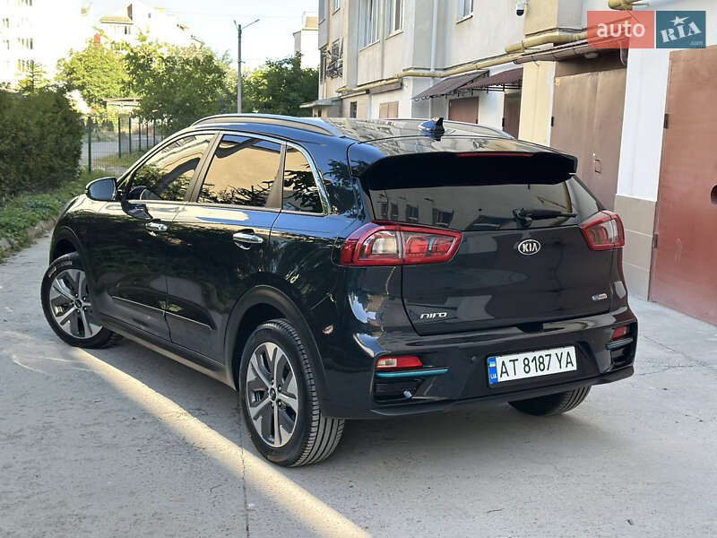 Позашляховик / Кросовер Kia Niro 2019 в Івано-Франківську