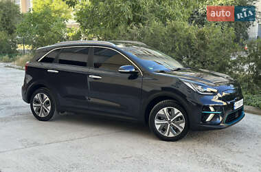 Позашляховик / Кросовер Kia Niro 2019 в 