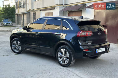 Позашляховик / Кросовер Kia Niro 2019 в 