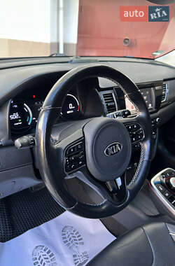 Позашляховик / Кросовер Kia Niro 2019 в 