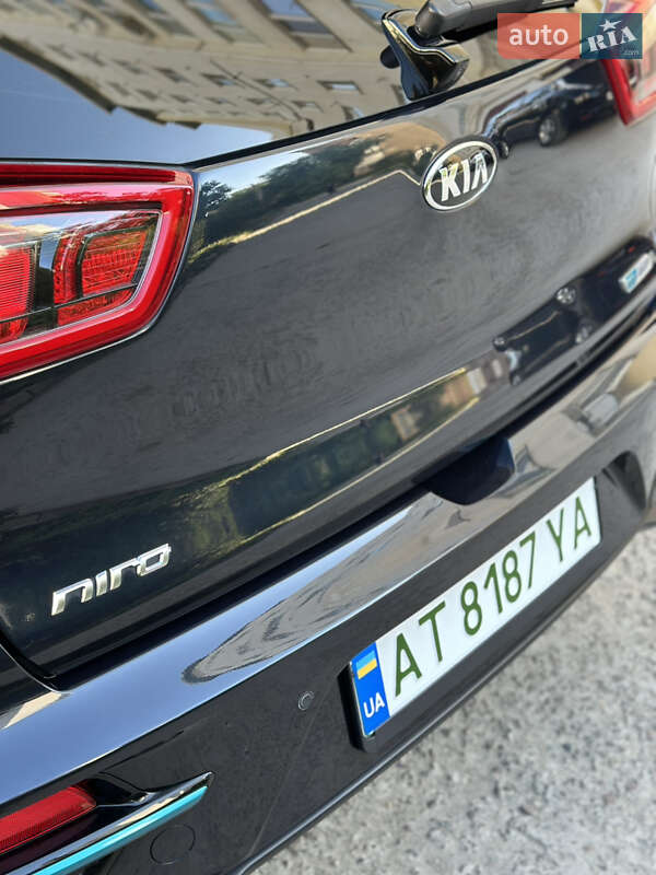 Позашляховик / Кросовер Kia Niro 2019 в Івано-Франківську