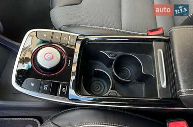 Внедорожник / Кроссовер Kia Niro 2021 в 