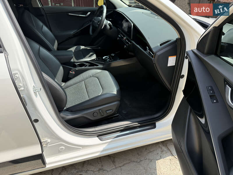 Позашляховик / Кросовер Kia Niro 2023 в Умані