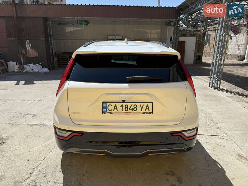 Позашляховик / Кросовер Kia Niro 2023 в Умані