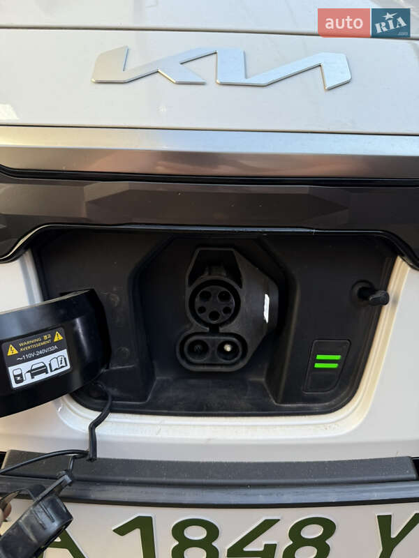 Позашляховик / Кросовер Kia Niro 2023 в Умані