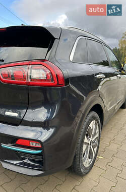 Внедорожник / Кроссовер Kia Niro 2019 в 