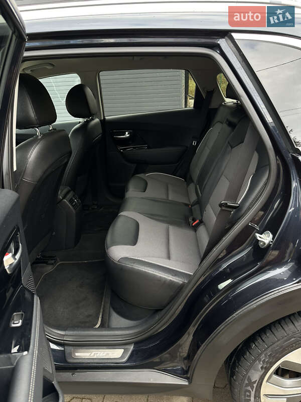 Внедорожник / Кроссовер Kia Niro 2019 в Львове