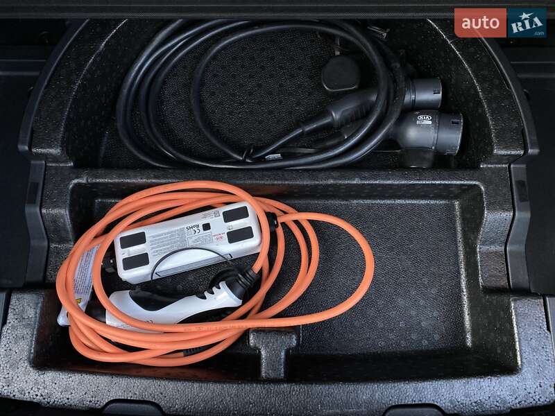 Позашляховик / Кросовер Kia Niro 2020 в Львові фото 50 Позашляховик / Кросовер Kia Niro 2020 в Львові