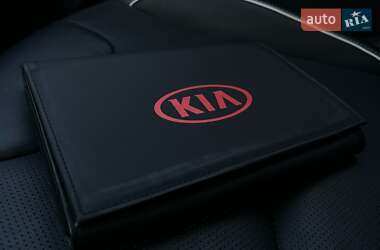 Внедорожник / Кроссовер Kia Niro 2022 в 