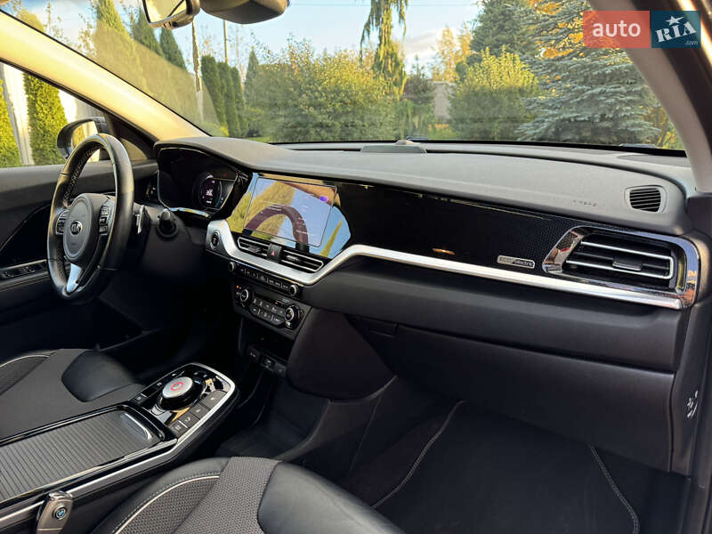 Позашляховик / Кросовер Kia Niro 2021 в Тернополі фото 21 Позашляховик / Кросовер Kia Niro 2021 в Тернополі