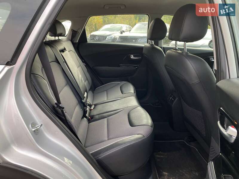 Позашляховик / Кросовер Kia Niro 2020 в Львові фото 23 Позашляховик / Кросовер Kia Niro 2020 в Львові