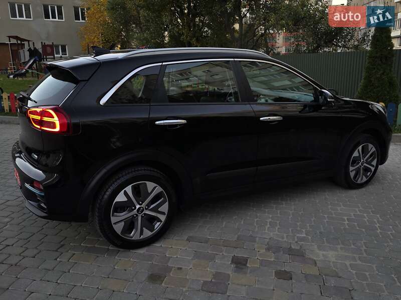 Позашляховик / Кросовер Kia Niro 2021 в Тернополі фото 11 Позашляховик / Кросовер Kia Niro 2021 в Тернополі