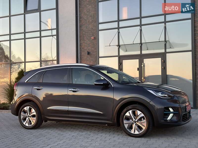 Внедорожник / Кроссовер Kia Niro 2020 в Тернополе фото 17 Внедорожник / Кроссовер Kia Niro 2020 в Тернополе