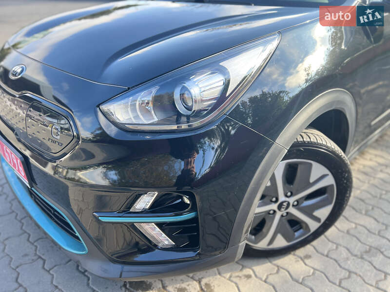 Внедорожник / Кроссовер Kia Niro 2019 в Львове