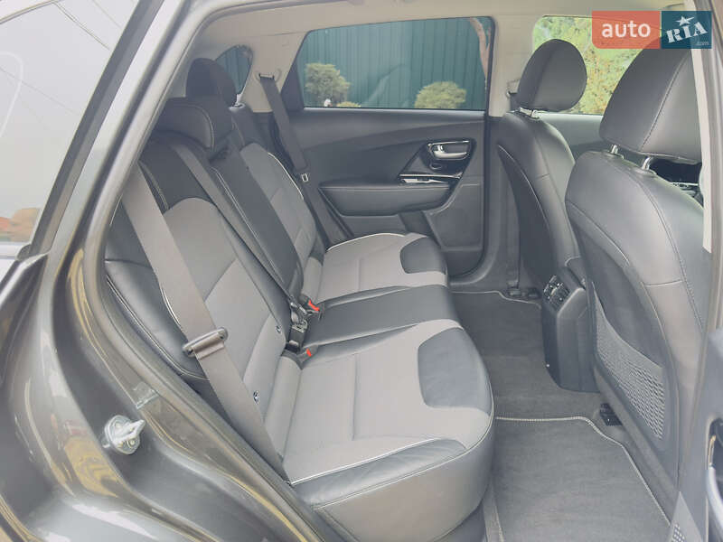 Позашляховик / Кросовер Kia Niro 2021 в Козятині