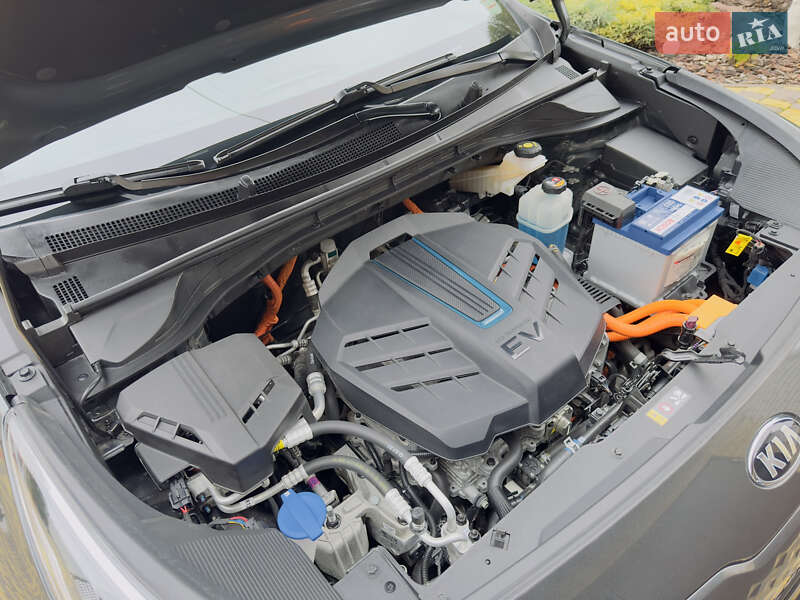 Позашляховик / Кросовер Kia Niro 2021 в Козятині