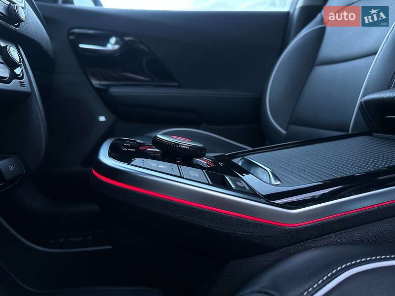 Позашляховик / Кросовер Kia Niro 2020 в Львові фото 74 Позашляховик / Кросовер Kia Niro 2020 в Львові