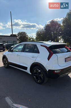 Позашляховик / Кросовер Kia Niro 2023 в 