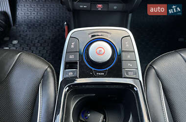 Внедорожник / Кроссовер Kia Niro 2020 в 