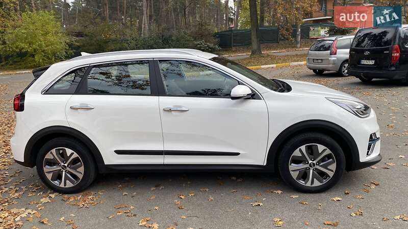 Внедорожник / Кроссовер Kia Niro 2021 в Киеве фото 7 Внедорожник / Кроссовер Kia Niro 2021 в Киеве