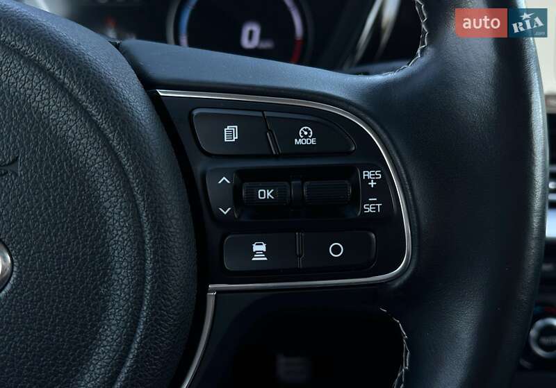 Позашляховик / Кросовер Kia Niro 2021 в Львові