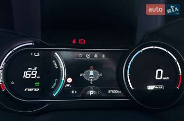 Внедорожник / Кроссовер Kia Niro 2021 в 