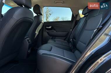 Внедорожник / Кроссовер Kia Niro 2021 в 