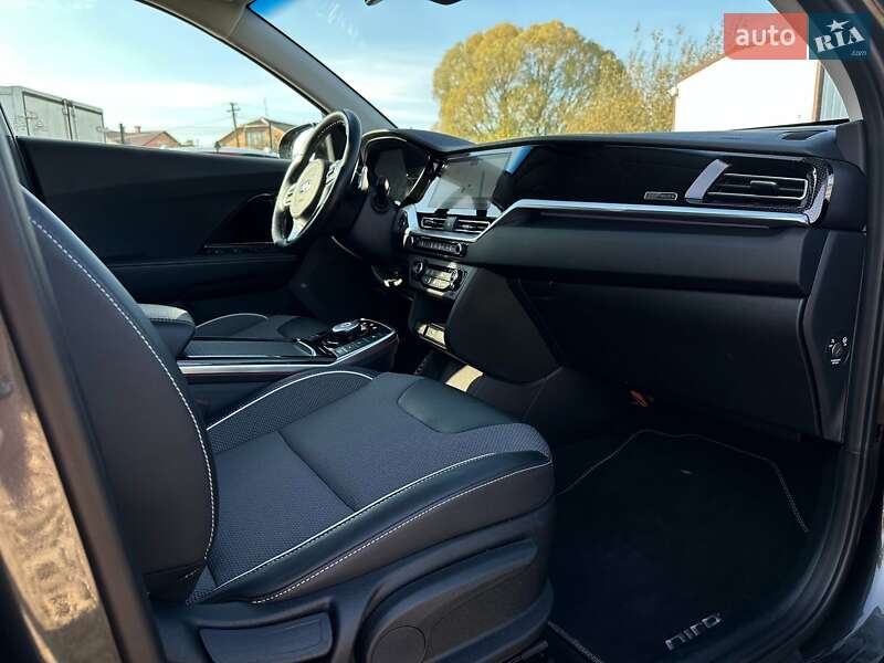 Позашляховик / Кросовер Kia Niro 2021 в Львові