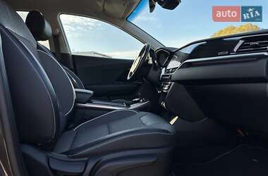 Внедорожник / Кроссовер Kia Niro 2021 в 