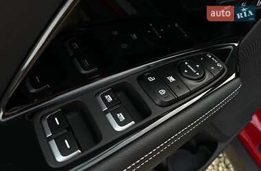 Позашляховик / Кросовер Kia Niro 2020 в  фото 38 Позашляховик / Кросовер Kia Niro 2020 в