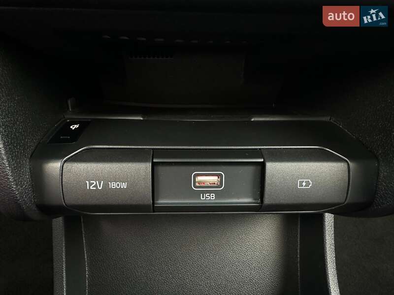 Позашляховик / Кросовер Kia Niro 2020 в Львові фото 69 Позашляховик / Кросовер Kia Niro 2020 в Львові