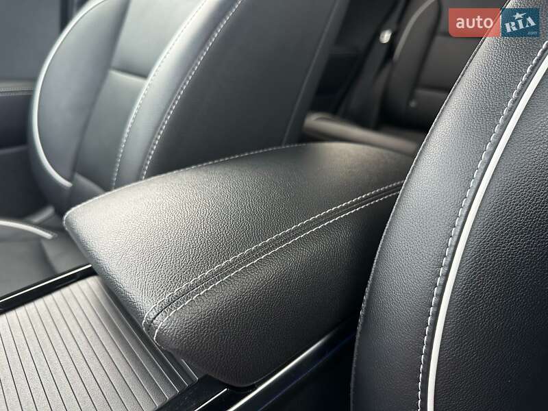 Позашляховик / Кросовер Kia Niro 2020 в Львові фото 76 Позашляховик / Кросовер Kia Niro 2020 в Львові