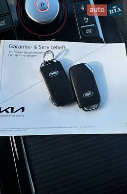 Внедорожник / Кроссовер Kia Niro 2021 в 