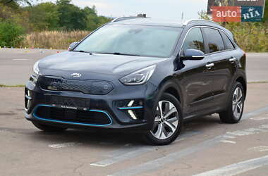 Позашляховик / Кросовер Kia Niro 2020 в  фото 16 Позашляховик / Кросовер Kia Niro 2020 в
