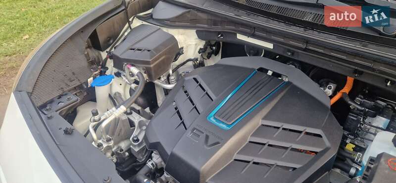 Внедорожник / Кроссовер Kia Niro 2019 в Дубно фото 10 Внедорожник / Кроссовер Kia Niro 2019 в Дубно