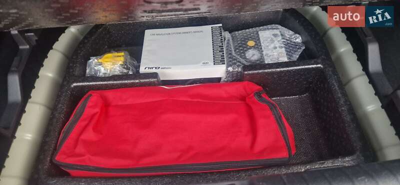 Внедорожник / Кроссовер Kia Niro 2019 в Дубно фото 15 Внедорожник / Кроссовер Kia Niro 2019 в Дубно