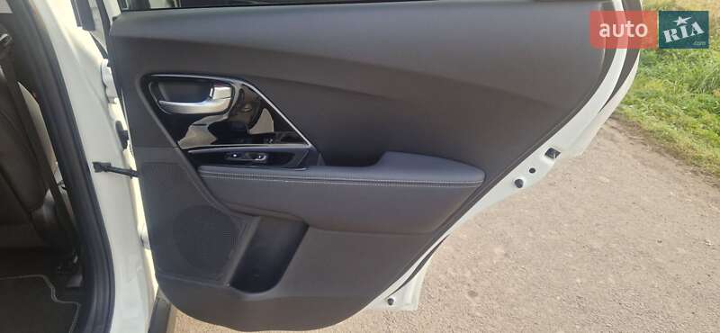 Внедорожник / Кроссовер Kia Niro 2019 в Дубно фото 31 Внедорожник / Кроссовер Kia Niro 2019 в Дубно