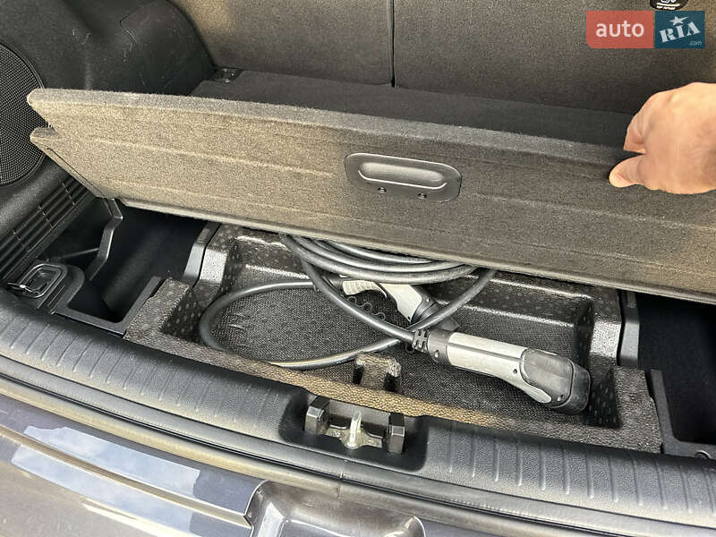 Позашляховик / Кросовер Kia Niro 2020 в Луцьку фото 17 Позашляховик / Кросовер Kia Niro 2020 в Луцьку