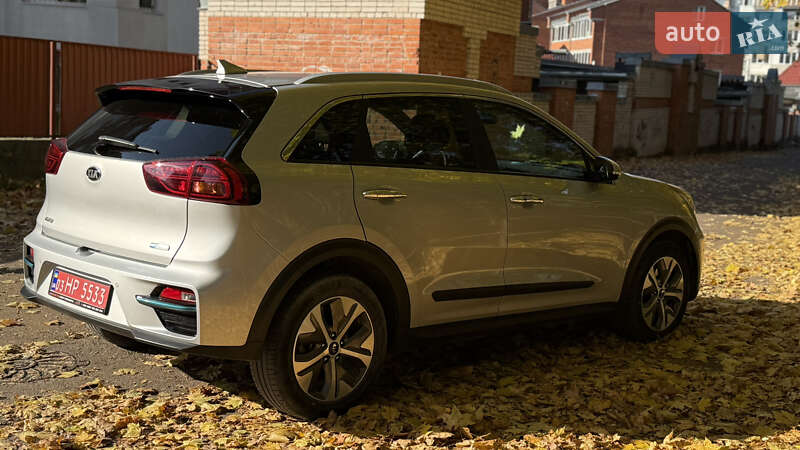 Внедорожник / Кроссовер Kia Niro 2020 в Тернополе