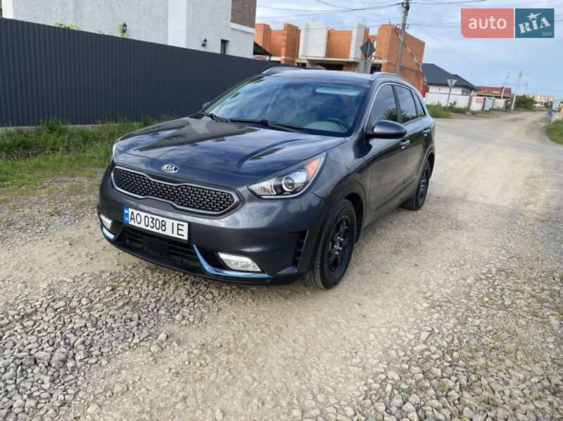 Позашляховик / Кросовер Kia Niro 2018 в Ужгороді