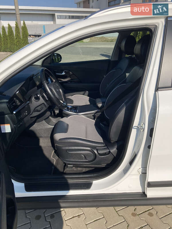 Внедорожник / Кроссовер Kia Niro 2021 в Черновцах фото 9 Внедорожник / Кроссовер Kia Niro 2021 в Черновцах