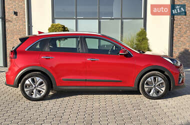 Внедорожник / Кроссовер Kia Niro 2020 в 