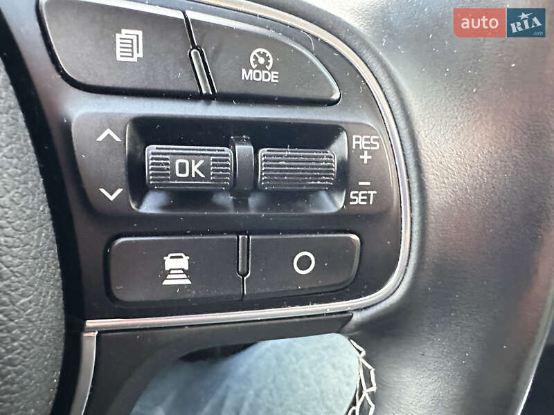 Позашляховик / Кросовер Kia Niro 2020 в Тернополі фото 87 Позашляховик / Кросовер Kia Niro 2020 в Тернополі