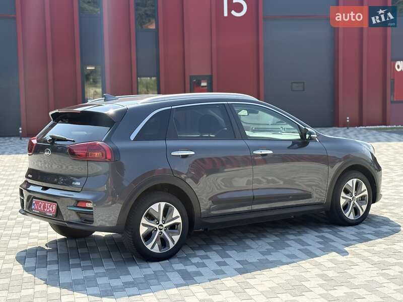 Позашляховик / Кросовер Kia Niro 2020 в Львові фото 8 Позашляховик / Кросовер Kia Niro 2020 в Львові