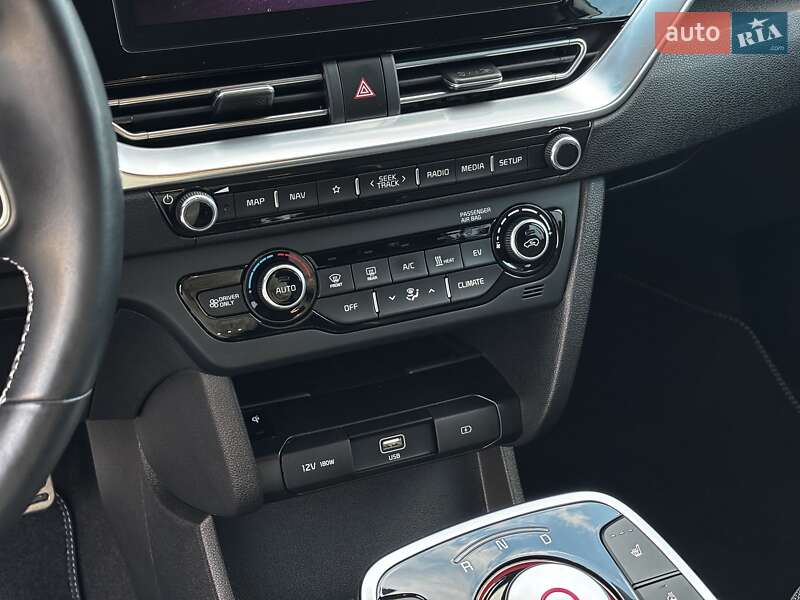 Позашляховик / Кросовер Kia Niro 2021 в Львові фото 27 Позашляховик / Кросовер Kia Niro 2021 в Львові