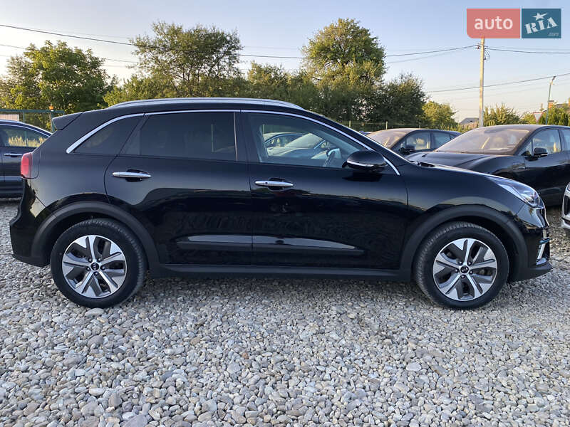 Внедорожник / Кроссовер Kia Niro 2020 в Львове фото 25 Внедорожник / Кроссовер Kia Niro 2020 в Львове