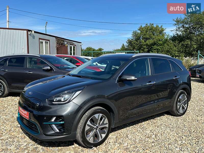 Позашляховик / Кросовер Kia Niro 2020 в Львові фото 18 Позашляховик / Кросовер Kia Niro 2020 в Львові