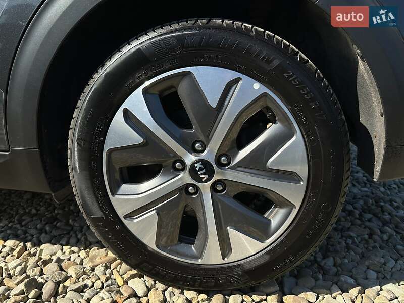 Позашляховик / Кросовер Kia Niro 2020 в Львові фото 26 Позашляховик / Кросовер Kia Niro 2020 в Львові